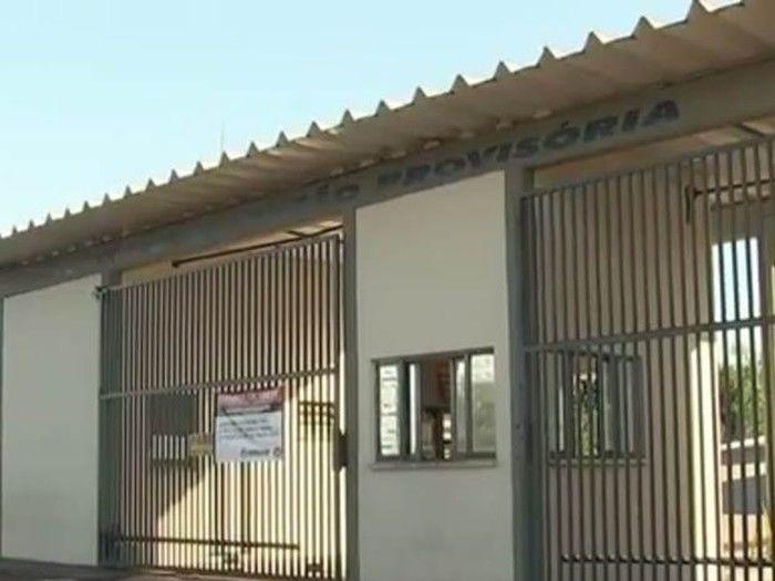 Mulher tentava entrar com os chips em presídio de São Paulo (Crédito: Reprodução )