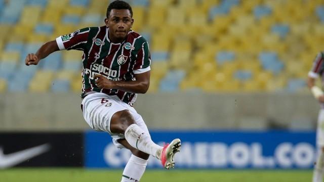 Flu aposta e recusa as primeiras propostas por suas joias