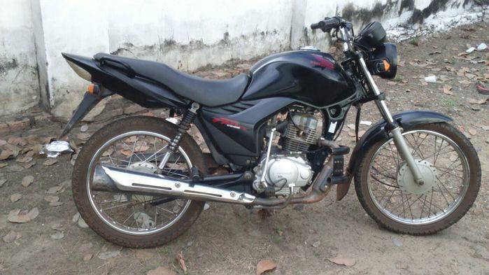 Moto apreendida pela Polícia Militar de Porto (Crédito: Divulgação)