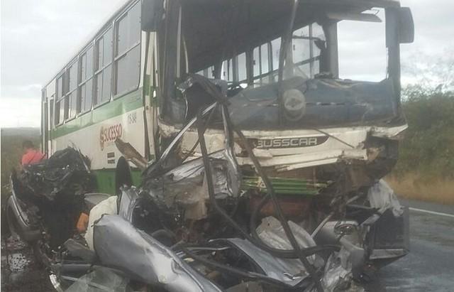 Grave acidente na BR-222 em Ubajara, no Ceará (Crédito: Divulgação)