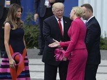 Primeira-dama da Polônia deixa Trump “no vácuo”: assista o vídeo