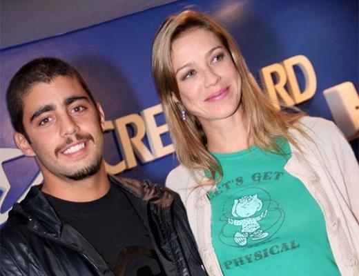 Scooby posta foto de luana piovani nua na banheira e é criticado