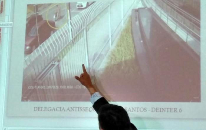 Câmeras flagraram o homem com o carrinho (Crédito: João Paulo de Castro)