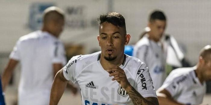 Corinthians recebe proposta por Lucca, mas, pede o dobro