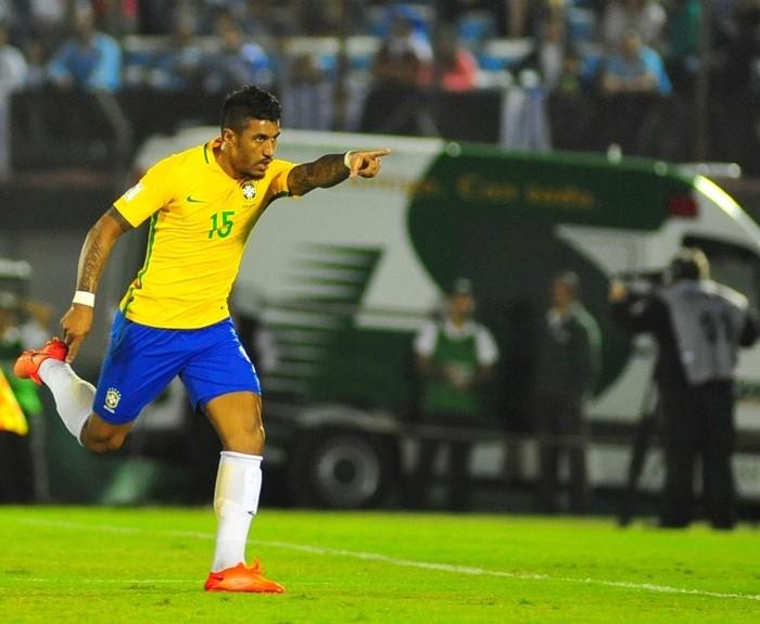 Barcelona acerta a contratação de Paulinho, diz Jornal Barcelona acerta a contratação de Paulinho, diz Jornal