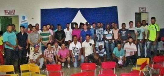 Escola Municipal Sinobilina Homenageia Pais com Jantar