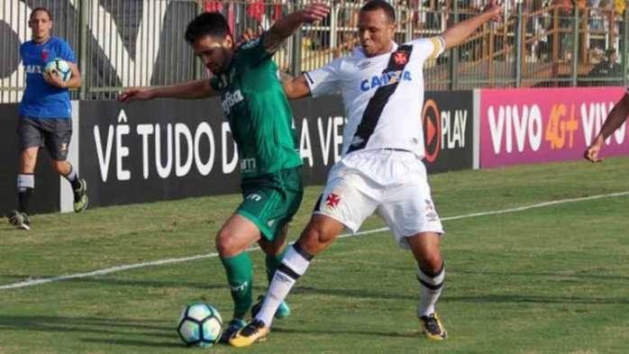 Palmeiras e Vasco empatam durante jogo em Volta Redonda (Crédito: Carlos Gregório Jr/Vasco / LANCE)