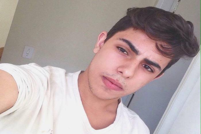 Jovem de 19 anos morre ao tentar fazer selfie inusitada (Crédito: Reprodução)