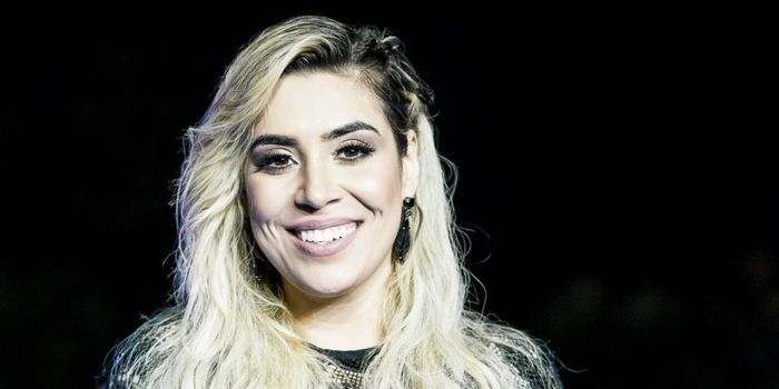 Naiara Azevedo nega ser feminista: "Homem é o chefe da casa"