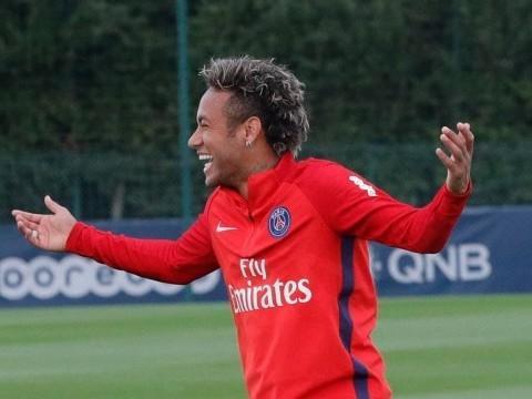 PSG provoca Barça com foto de Neymar sorrindo, diz jornal