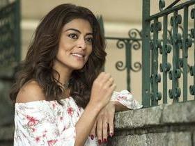 Juliana Paes diz que come bolo na casa de moradores do morro no Rio