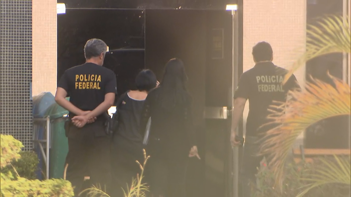 Imagem mostra chegada de investigados à Superintendência da PF em Brasília (Crédito: Reprodução)