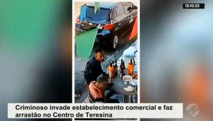 Bandido estava de camisa preta (Crédito: Rede Meio Norte)