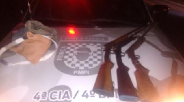 Armas apreendidas pela Força Tática de Fronteiras (Crédito: Divulgação/Polícia Militar)