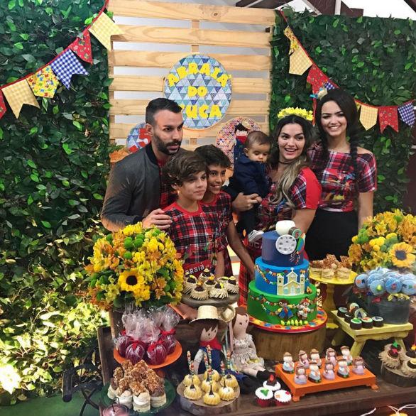 Kelly Key ironiza pensão de 1 salário que filha recebe de Latino (Crédito: Reprodução/Instagram)
