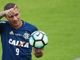 Guerrero foca na volta ao Fla e conversas por renovação são adiadas