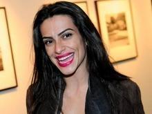 Cleo abandona sobrenome e para de seguir Gloria Pires no Instagram