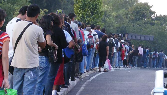Ciência explica como escolher a fila mais rápida do supermercado (Crédito: Reprodução/Internet)