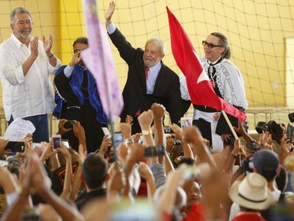 Lula recebe título Doutor Honoris Causa na Unieal (Crédito: Felipe Brasil)