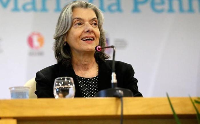 Cármen Lúcia