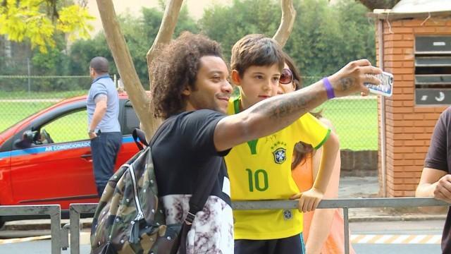 Marcelo, Casemiro e Firmino chegam e seleção fica completa