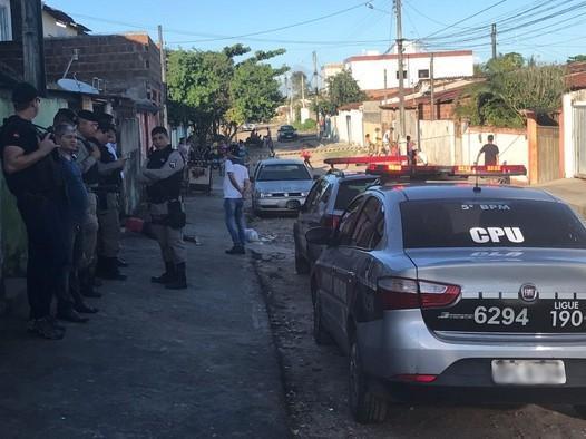 Mulher é morta com tiro no rosto dentro de casa em João Pessoa