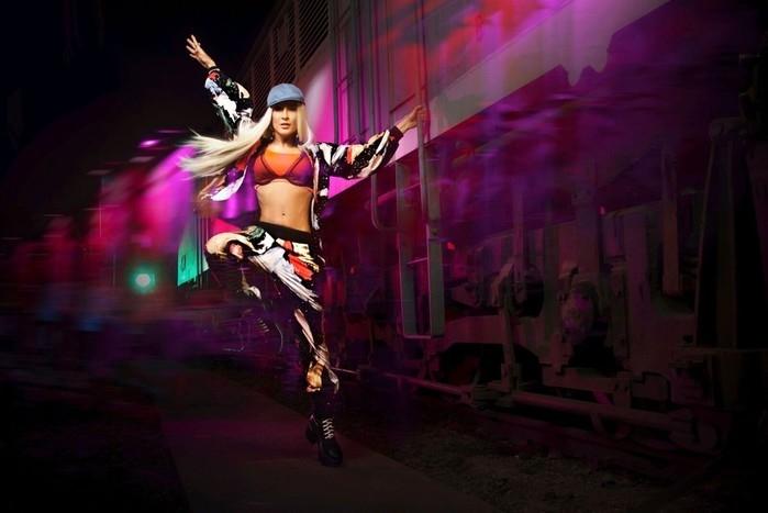 Corpão de Claudia Leitte chama atenção em lançamento de novo clipe