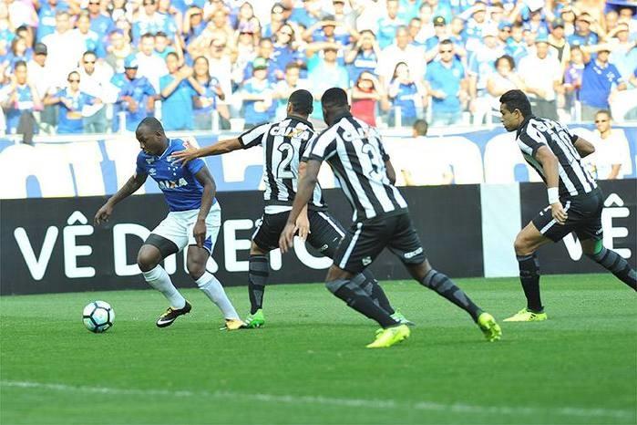 Em duelo de gols perdidos, Cruzeiro e Botafogo empatam