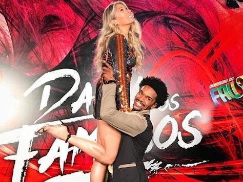 Adriane Galisteu comemora estreia na Globo e web vibra:"Jogo virou"