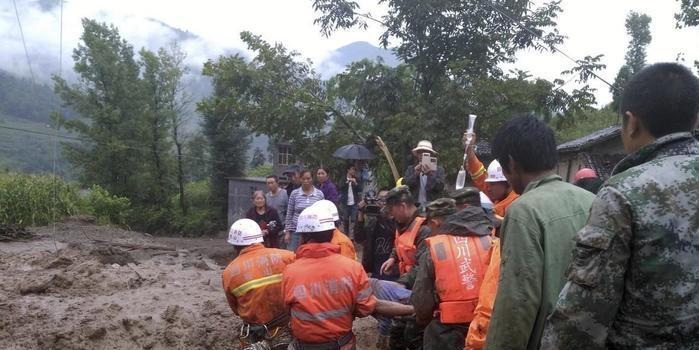 Terremoto registrado na China deixa mortos e vários feridos
