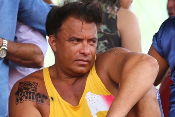 Wladimir Costa quis homenagear Temer