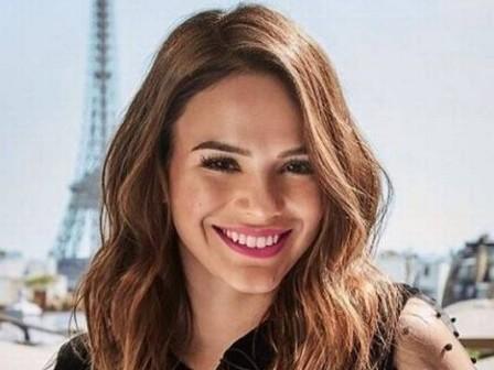 Bruna Marquezine disse que gostaria de morar em Paris