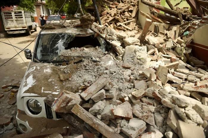 Na madrugada desta sexta-feira um terremoto de 8,2 graus atingiu a costa do Pacifico, no México, segundo as autoridades locais pelo menos 90 pessoas foram mortas (Crédito: AFP)