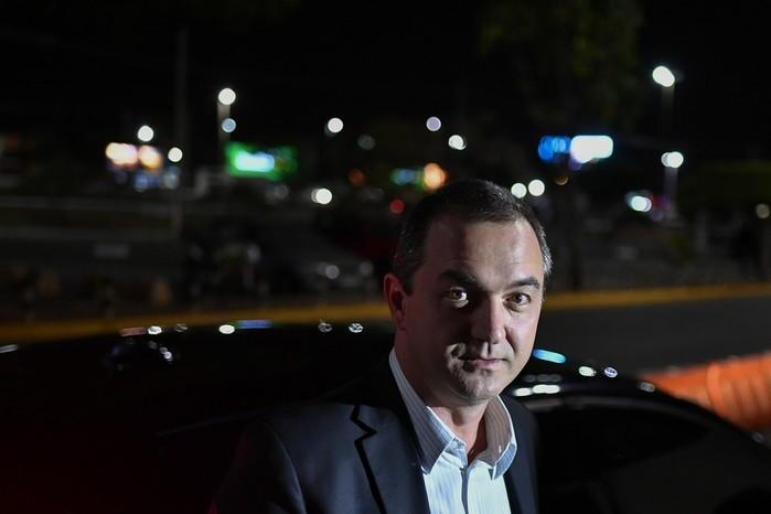 Joesley Batista no aeroporto de Brasília após prestar depoimento na PGR (Crédito: Estadão Conteúdo)