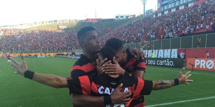 Vitória e Fluminense ficam no empate no Barradão
