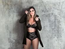 Kelly Key posa de lingerie e exibe boa forma um mês após dar à luz