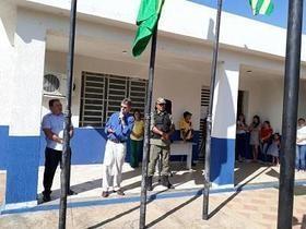 Dia da Independência com hasteamento de bandeiras em DEL