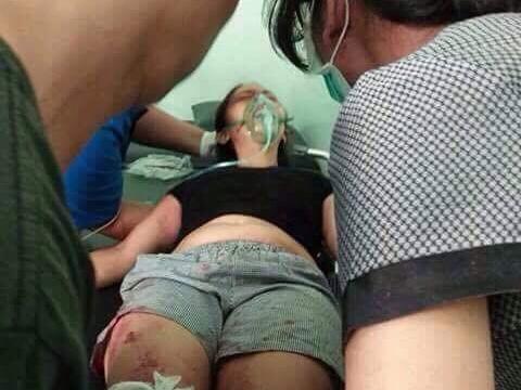 Mulher tem pés decepados pelo marido na frente dos filhos