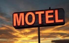 Histórias de motel chocam: 'Dormi com o sogro e cobraram camisinha'