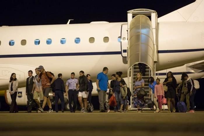 Após apelo na web, avião da FAB resgata brasileiros no Caribe (Crédito: Reprodução)