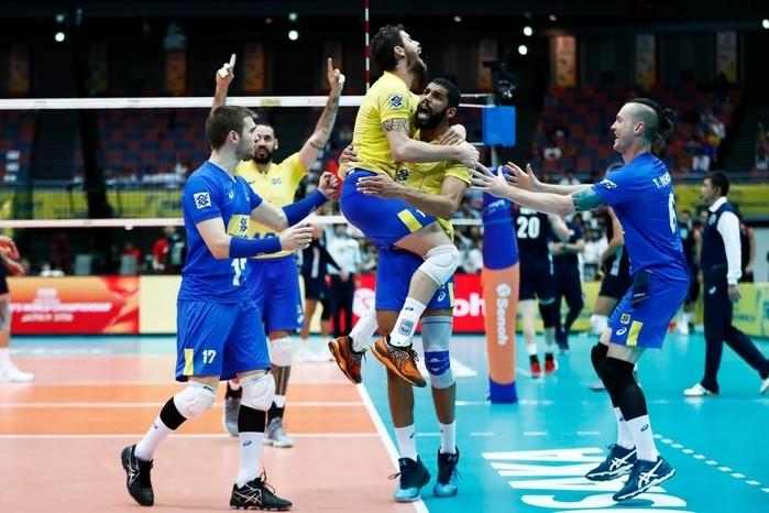 Seleção tira os americanos do caminho em Osaka (Crédito: Divulgação / FIVB)