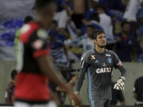 Thiago sofre fratura no punho e deve desfalcar o Flamengo na final