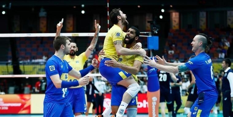 Seleção Brasileira vence e fica perto do título de penta campeão