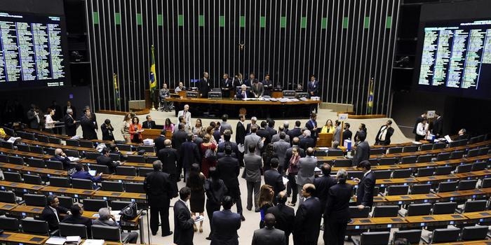Reforma política na pauta da semana no Congresso
