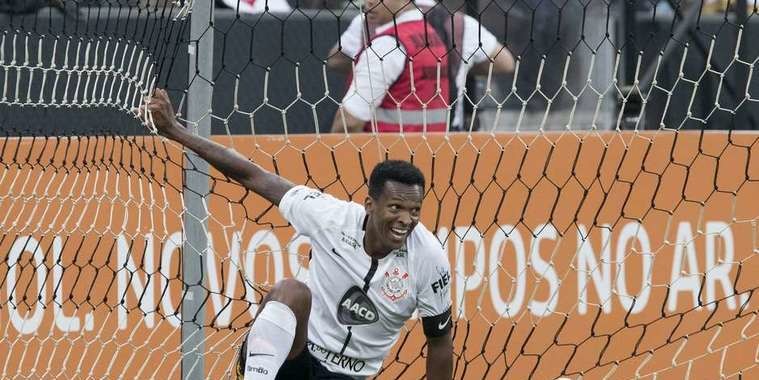 Psicólogo defende Jô: "prazer do gol leva a outro estado"
