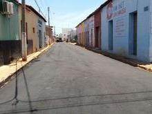Prefeitura de Esperantina inicia obras de asfalto no mercado públic