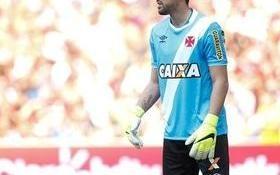 Vasco acerta a renovação com o goleiro Martin Silva