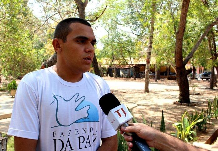 Crisando Carneiro passou pela Audiência de Custódia e decidiu entrar no programa Ressocializar Para Não Prender (Crédito: TJ-PI)
