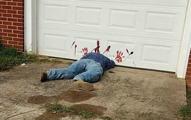 Decoração de halloween 'com corpo decapitado' impressiona (Crédito: Facebook/ Departamento de Polícia do Condado de Greene)