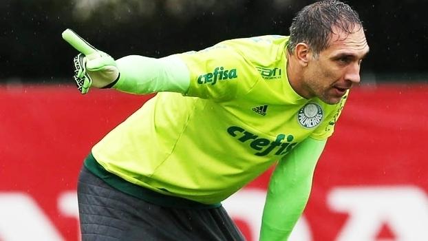 Goleiro renovou por mais um ano (Crédito: Reprodução)